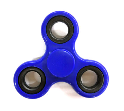 Fidget spinner a tre fori - immagine 5